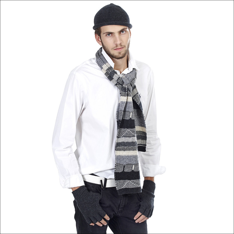 Écharpe jacquard fantaisie homme pure laine - grise Écharpe jacquard fantaisie homme pure laine - grise